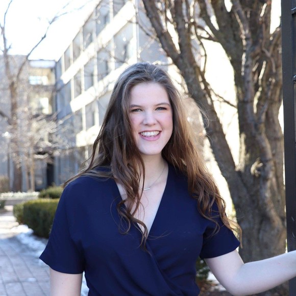 Meet your Posher, Shelby - Picture 1 of 1